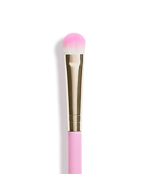 http://trixiecosmetics.com/cdn/shop/products/P22LargePackerBrushDetail_grande.jpg?v=1678927009